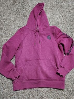 Carhartt Hooded Sweatshirt in Berry Plum
